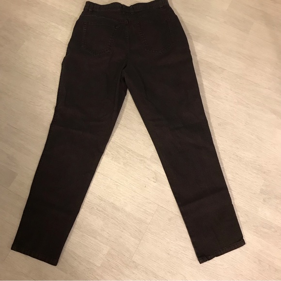 Bill Blass stretch Jeans. Black with subtle metallic red highlights. Size 10. - Picture 3 of 7